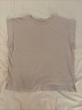 Women's Sleeveless Crewneck Top beige